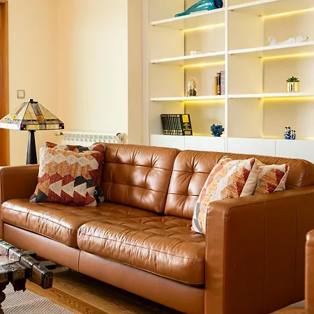 Apartment Queens By Cadenzalux Estoril